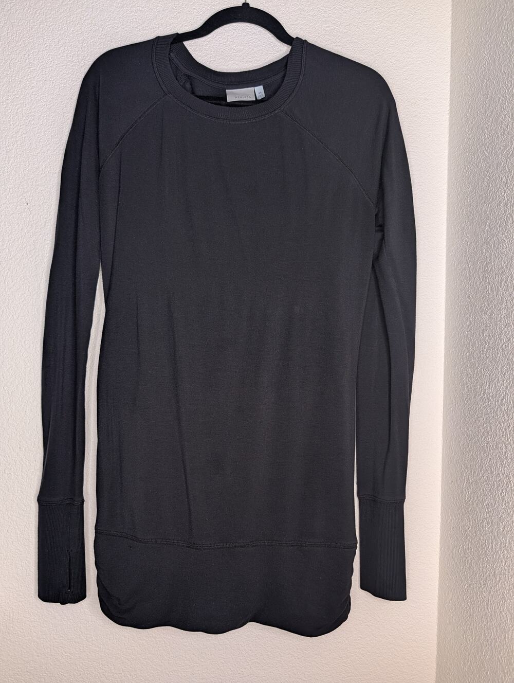 Athleta Soft Long Sleeved Black Midi Dress Thumbholes XS Athleisure Active *READ